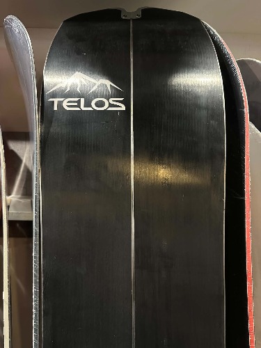 Telos DST splitboard 24 162 + skins