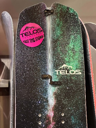 Telos Cascade 154 splitboard + skins