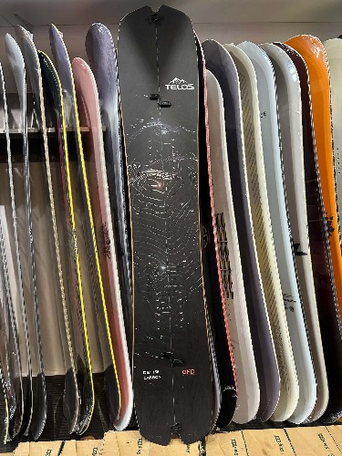 Telos DST Carbon DFD 158 splitboard + skins