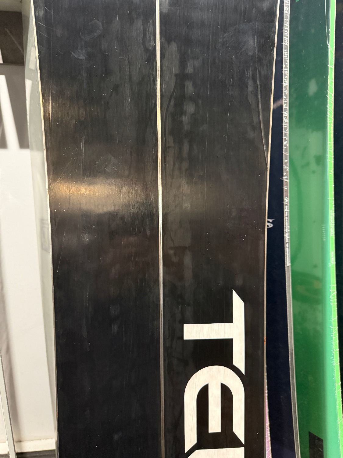 Telos Backslash splitboard 148 + skins