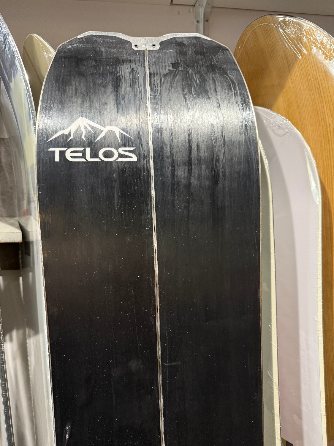 Telos Lemurian 154 splitboard + skins