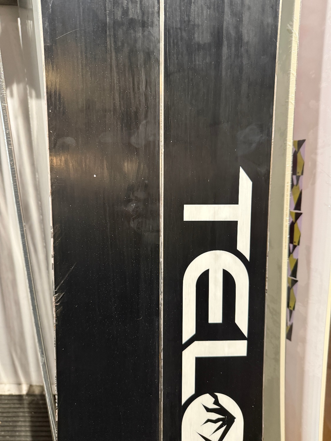 Telos Lemurian 154 splitboard + skins